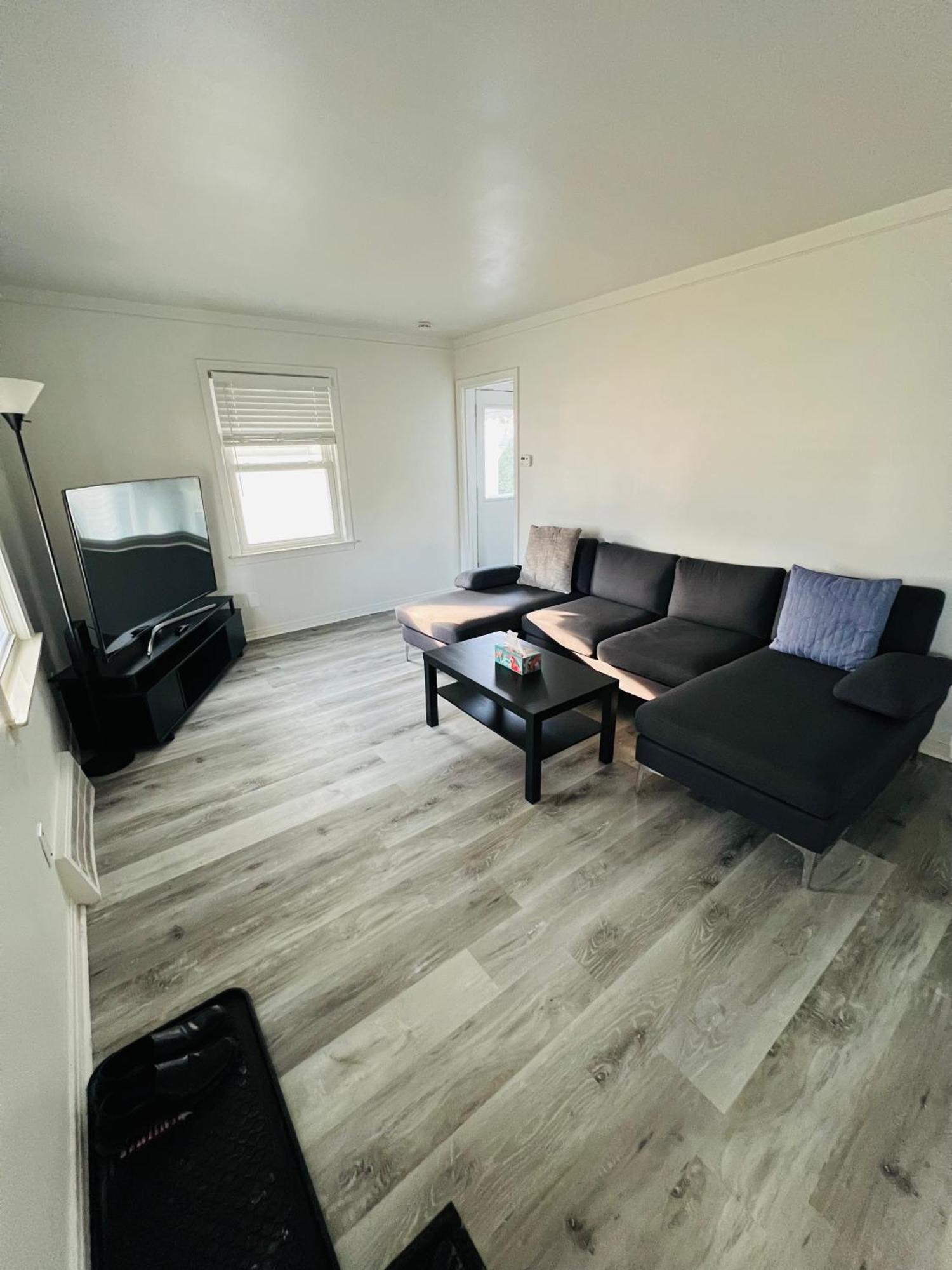 Charming & Spacious 3 Bedroom Home Near Downtown Ferndale, Mi エクステリア 写真