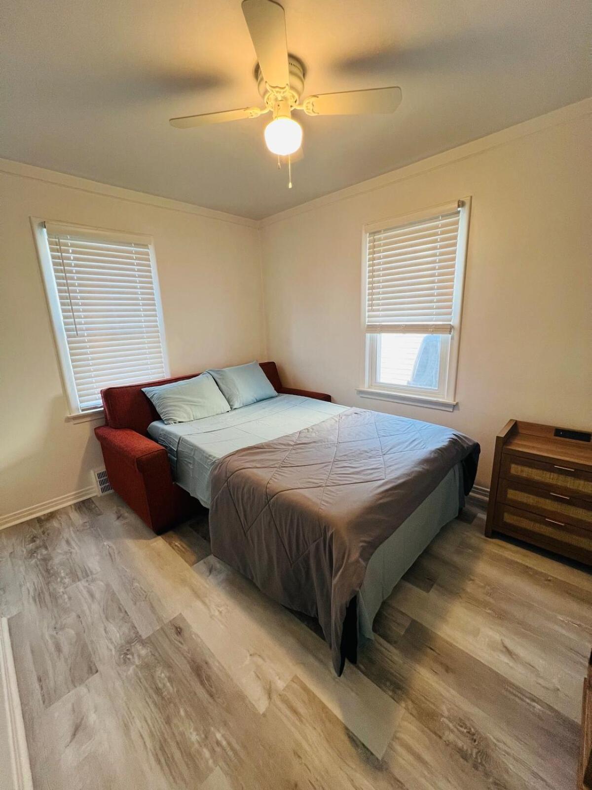 Charming & Spacious 3 Bedroom Home Near Downtown Ferndale, Mi エクステリア 写真